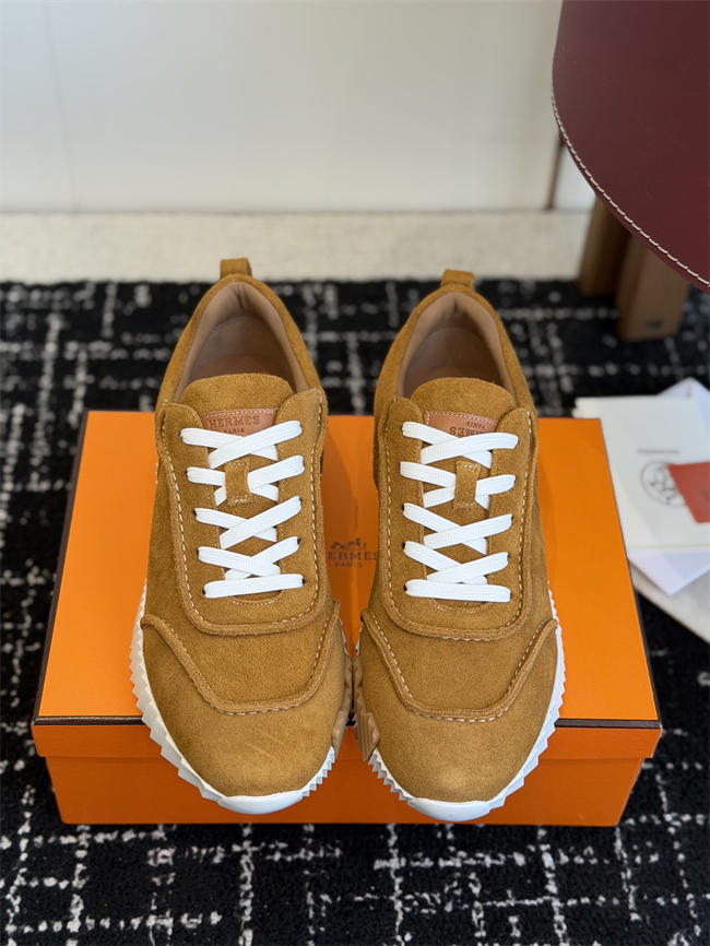 HER MES Sneaker