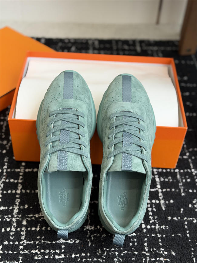 HER MES Sneaker