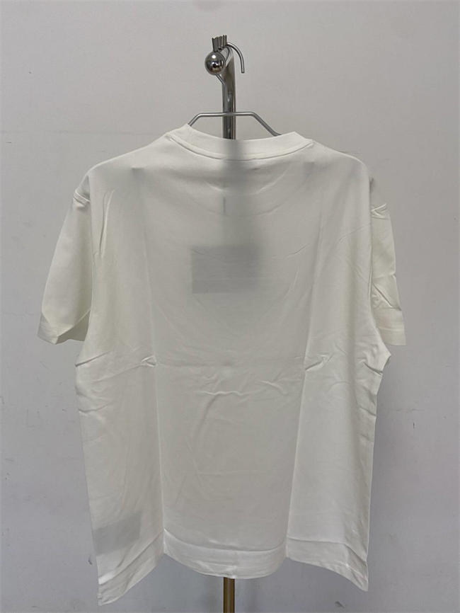 Pra*a T-shirt