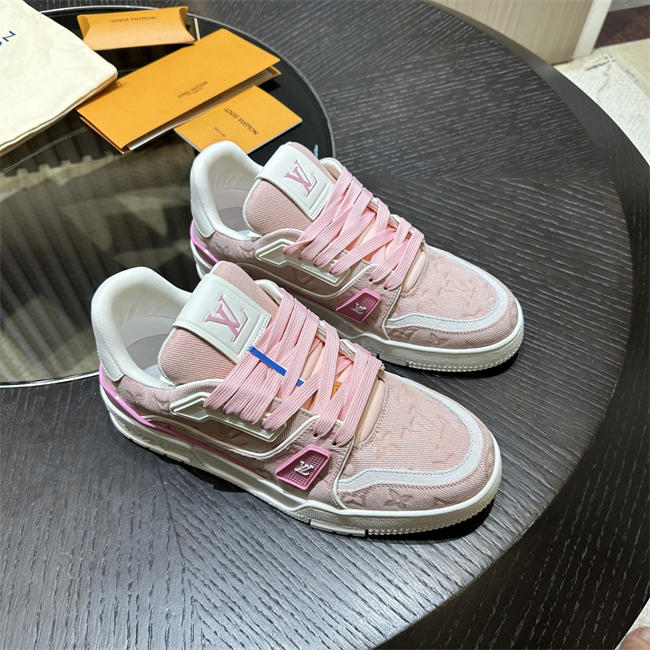 LV Trainer Sneaker
