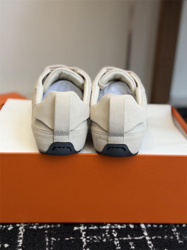 HER MES Sneaker