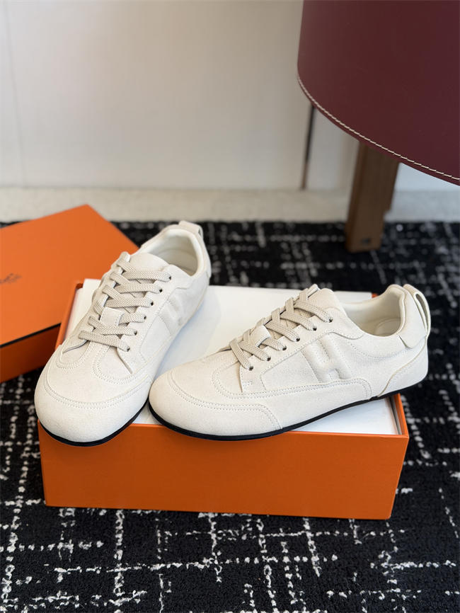 HER MES Sneaker
