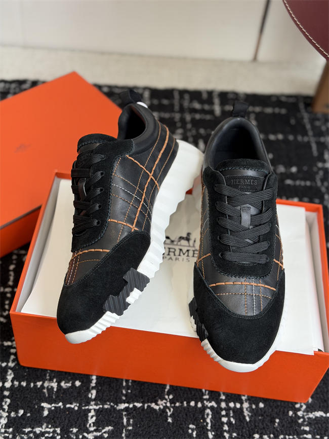 HER MES Sneaker