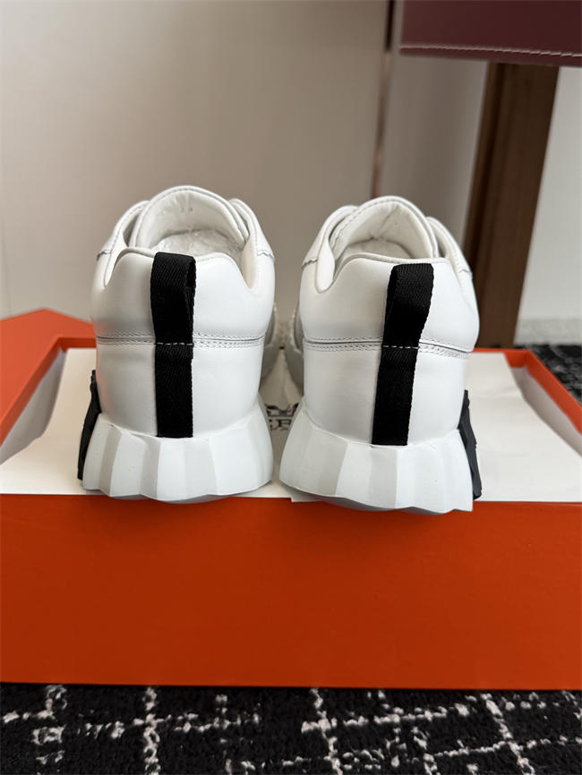 HER MES Sneaker