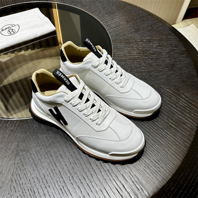 HER MES Sneaker