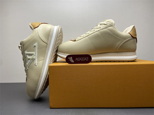 Lv Sneaker