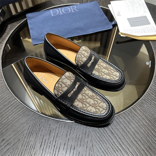 D10r Loafer