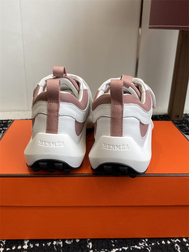 HER MES Sneaker