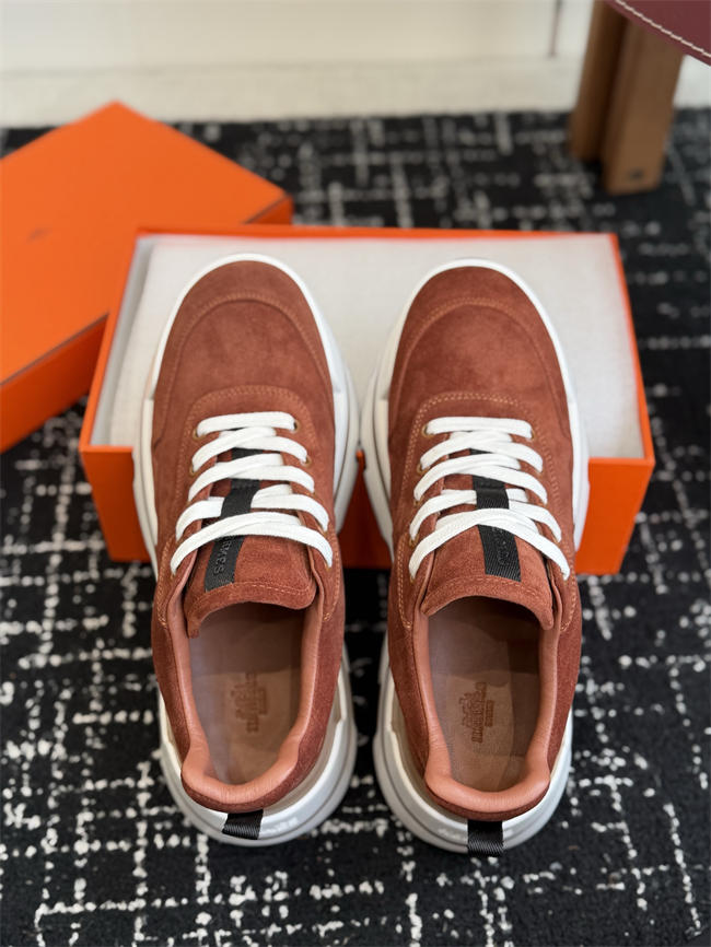 HER MES Sneaker