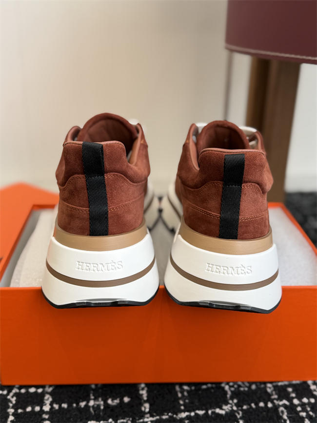 HER MES Sneaker