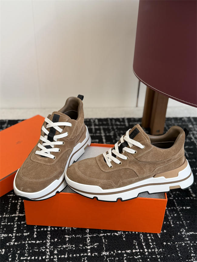 HER MES Sneaker