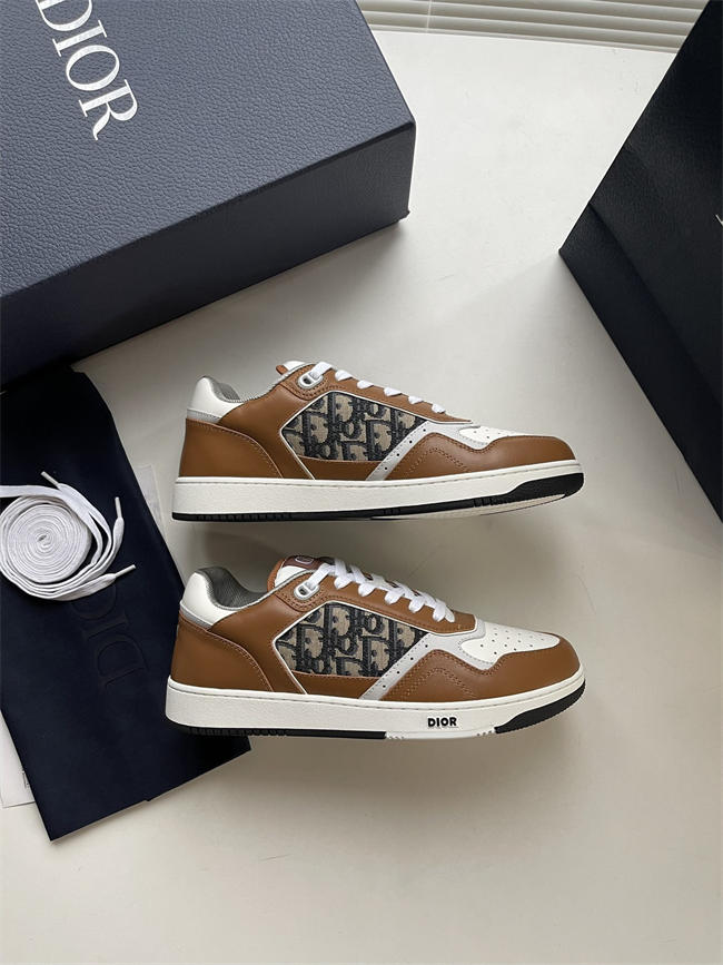 Dr B27 Sneaker