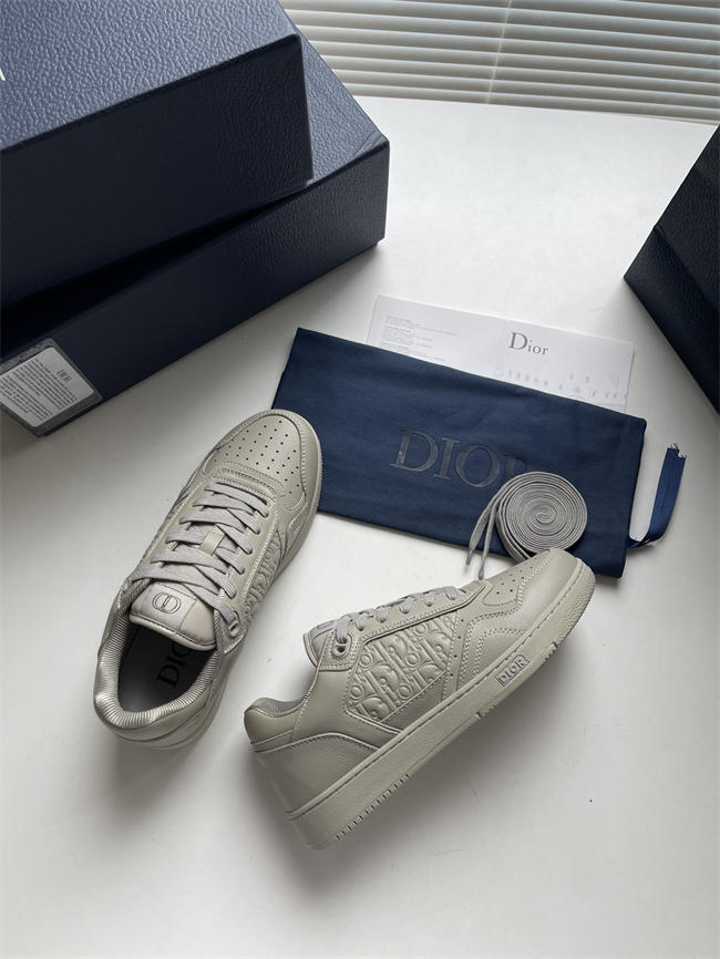 Dr B27 Sneaker