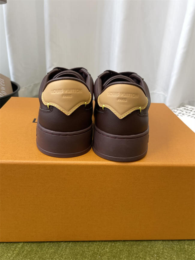 Lv Sneaker