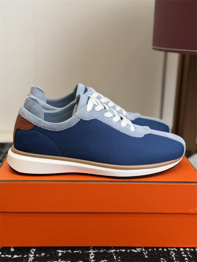 HER MES Sneaker