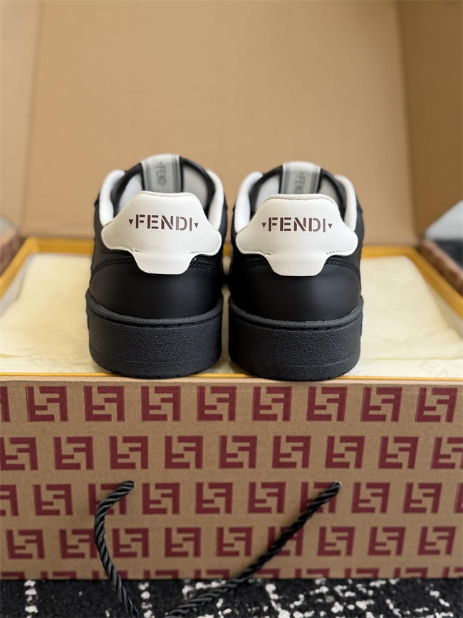 F**di Sneaker